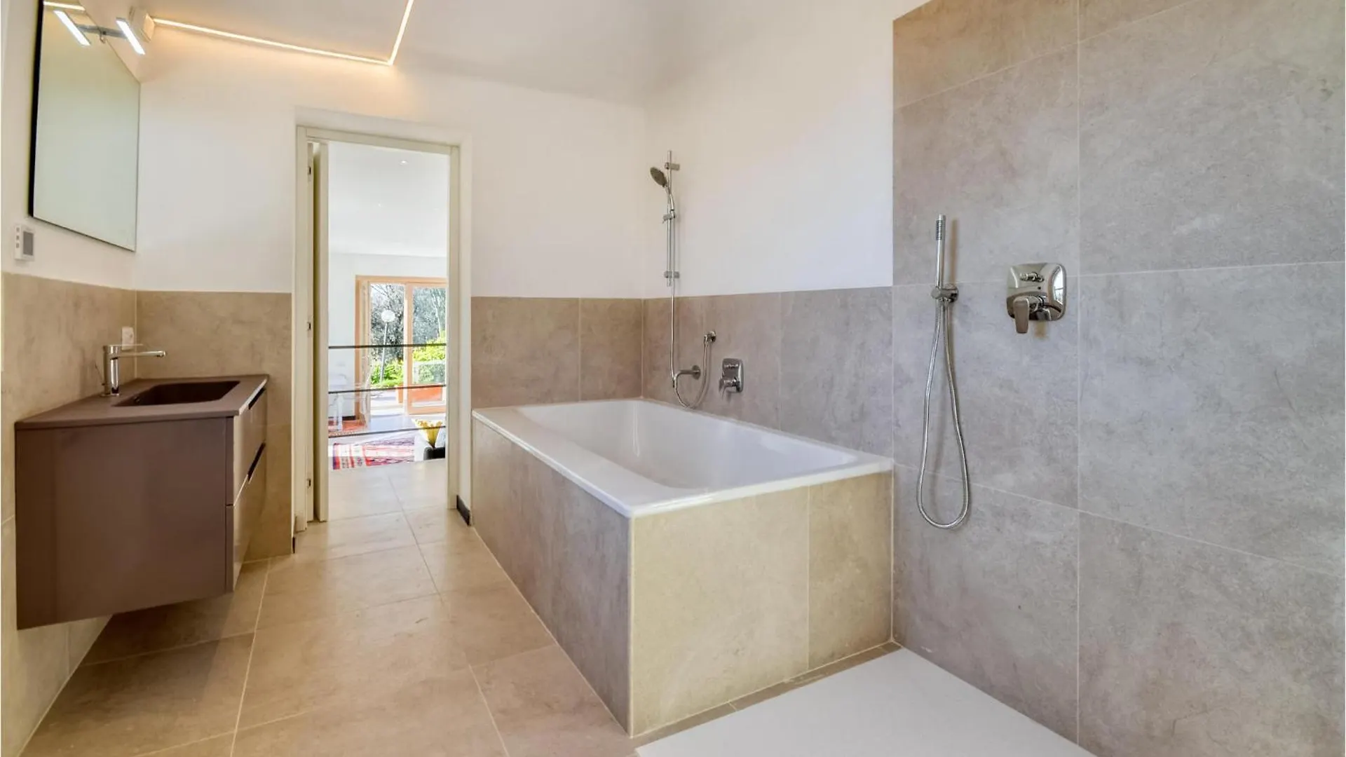 Awesome Home In Recco With Wifi